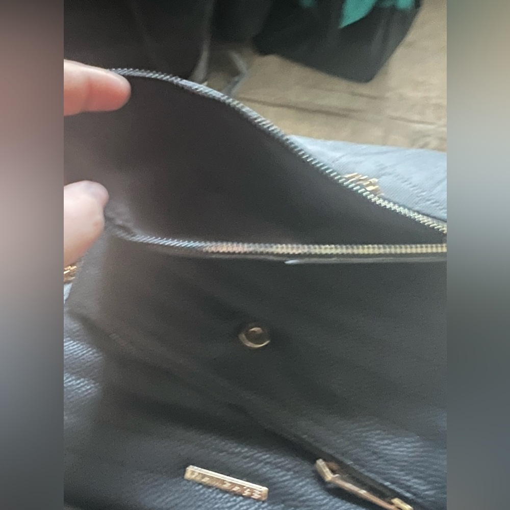 Rampage purse - Picture 2 of 5